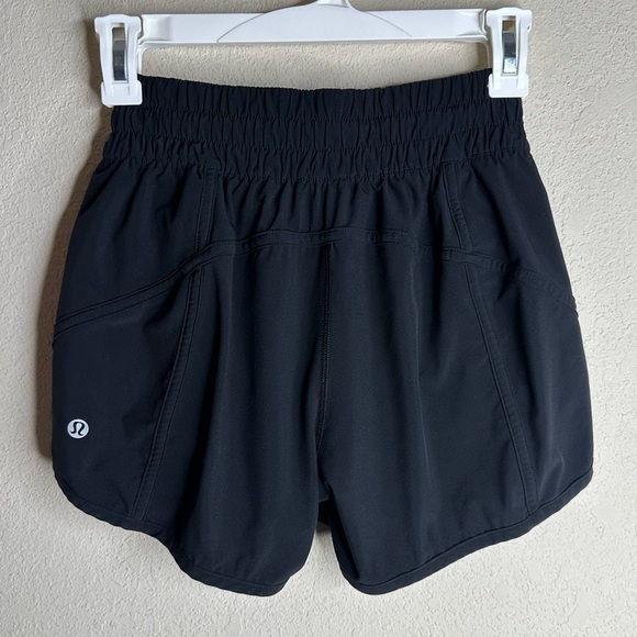 Sold Lululemon Tracker Short V 4" Black size 4 - Picture 4 of 4